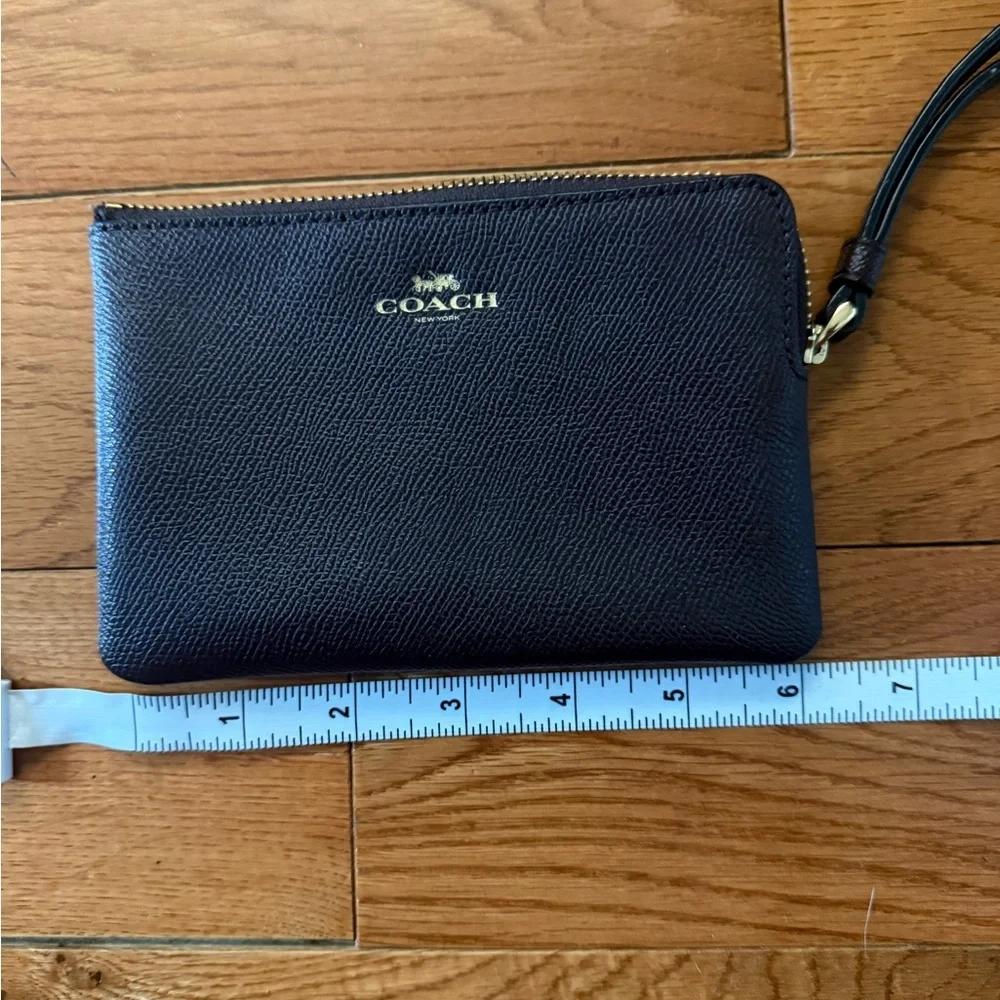 Coach Corner Zip Wristlet